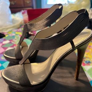 Elie Tahari Cleopatra sandal 8.5